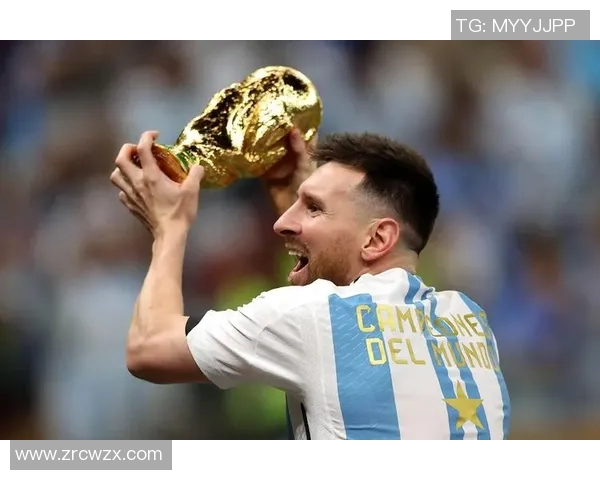 索姓足球明星的辉煌历程与成就解析